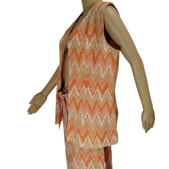 60s Orange Chevron Print Maxi Skirt Matching SS Vest Leisure Suit Set Size 13/14 - Picture 4 of 11